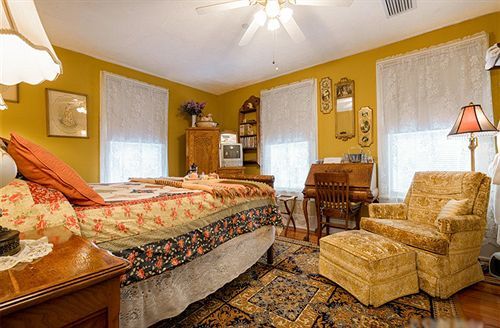 Alling House Bed And Breakfast Ориндж Сити Екстериор снимка