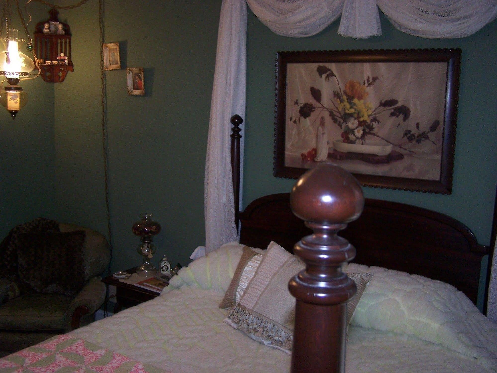 Alling House Bed And Breakfast Ориндж Сити Екстериор снимка